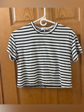 Rag & Bone Black and White Striped Cropped Tee Shirt Size Women’s XS